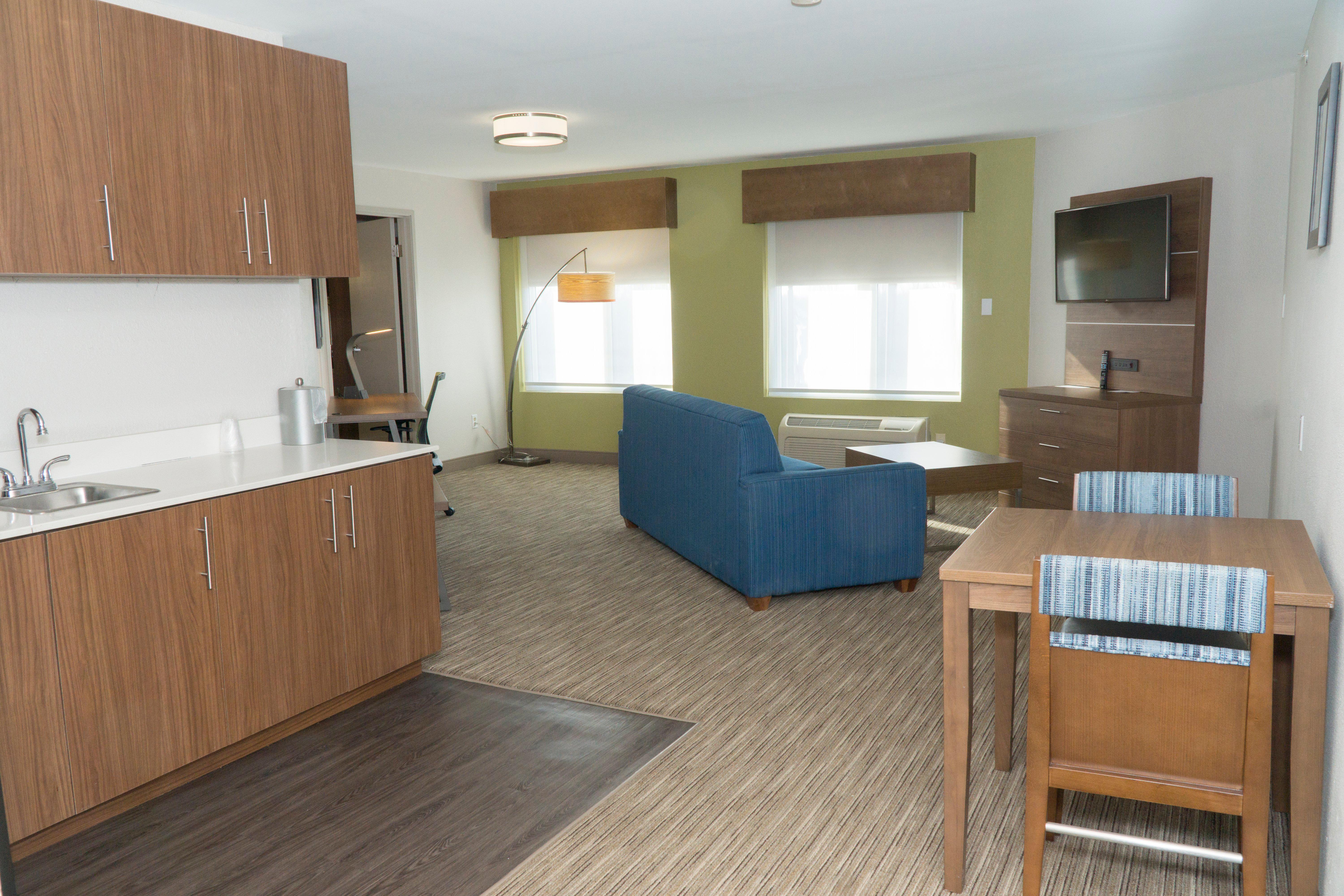 Holiday Inn Express Hotel & Suites Madison By Ihg Экстерьер фото