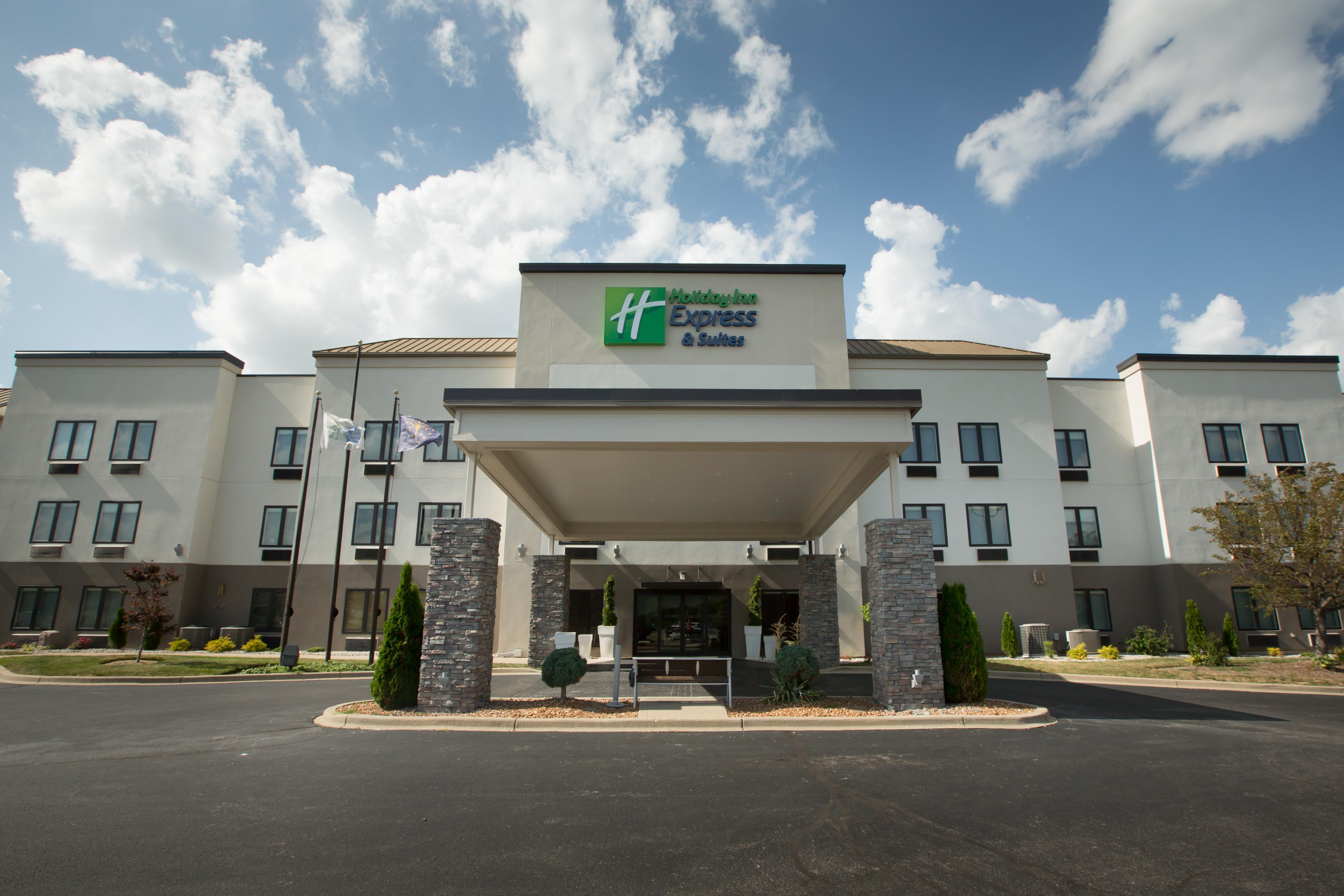 Holiday Inn Express Hotel & Suites Madison By Ihg Экстерьер фото